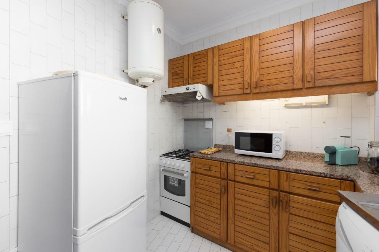 2 Comfy Bright Flats With Netflix Appartamento OOporto Esterno foto