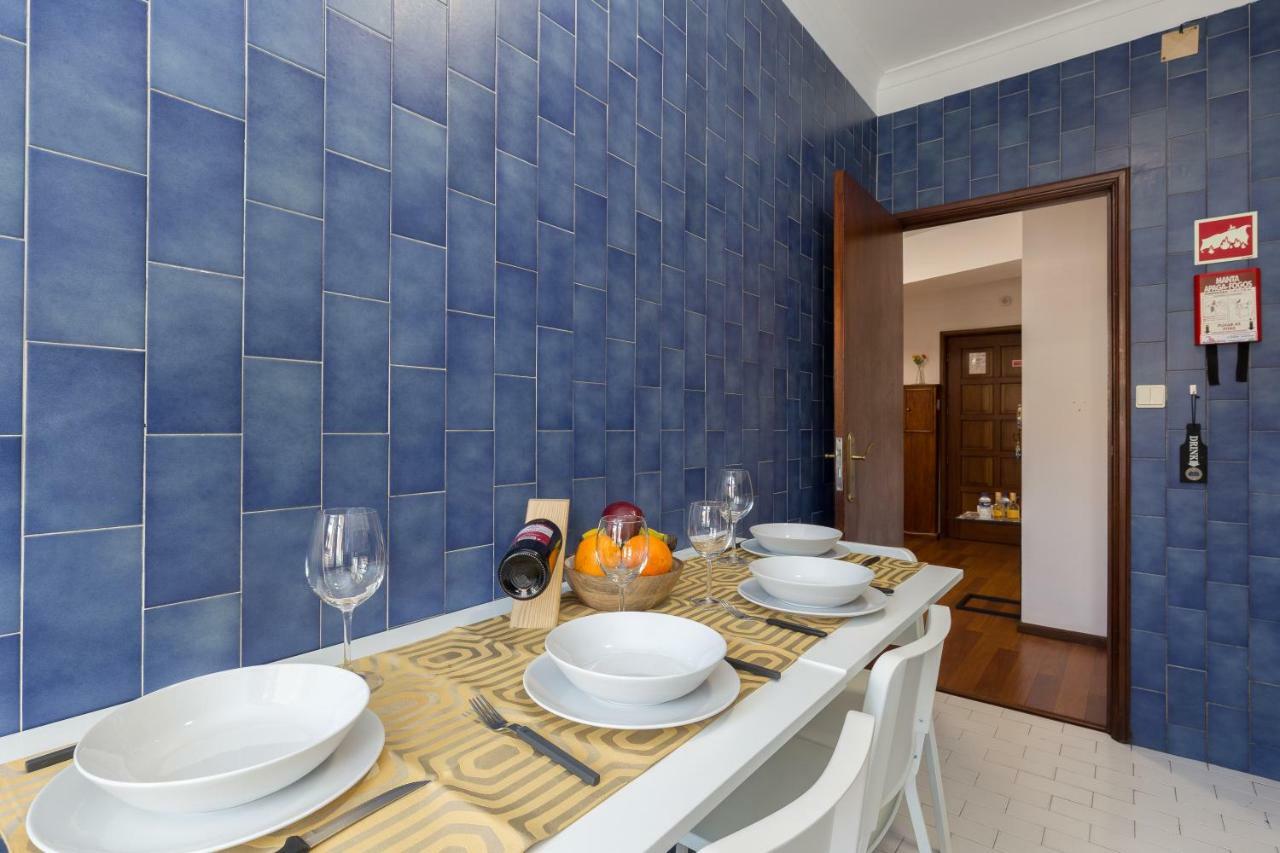 2 Comfy Bright Flats With Netflix Appartamento OOporto Esterno foto